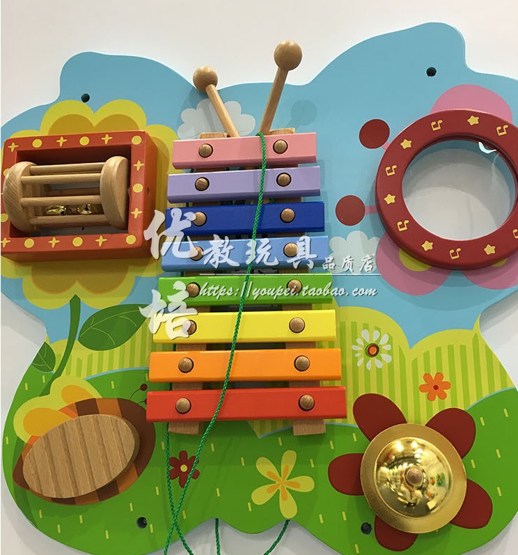 七彩墙面游戏蝴蝶幼儿玩具操作板