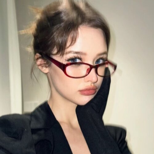 欧美椭圆安克拉红色眼镜女Y2K