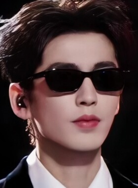 张凌赫同款墨镜猫眼男士大脸防晒