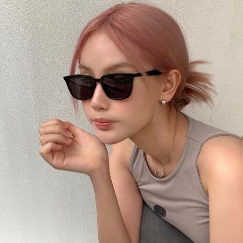 复古美式黑色小脸墨镜女防晒高级