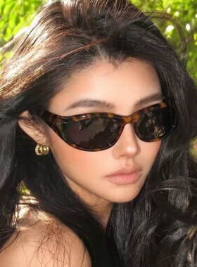 辣妹猫眼椭圆框太阳镜女2026新款