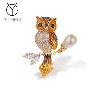 超可爱精致橘色珍珠猫头鹰胸针女卡通高档西装配饰别针三八节礼物