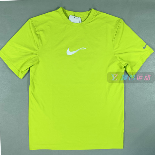 耐克Dri-FIT速干运动T恤