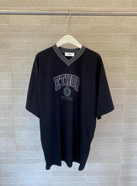ETHOR 黑色V领LOGO短袖T恤ERSS26-389T——1480