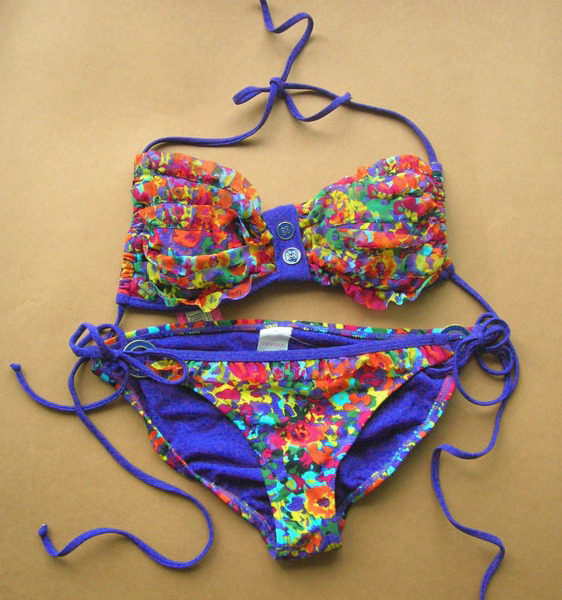 xh006 欧美原单 比基尼泳裝 s m l xl