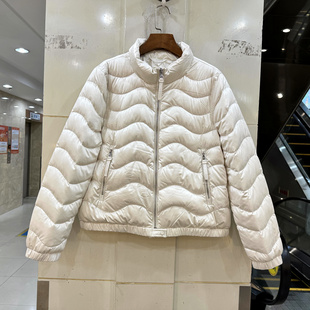 892E82 时尚拉链立领轻奢洋气缎面水波纹短装鹅绒羽绒服外套冬装