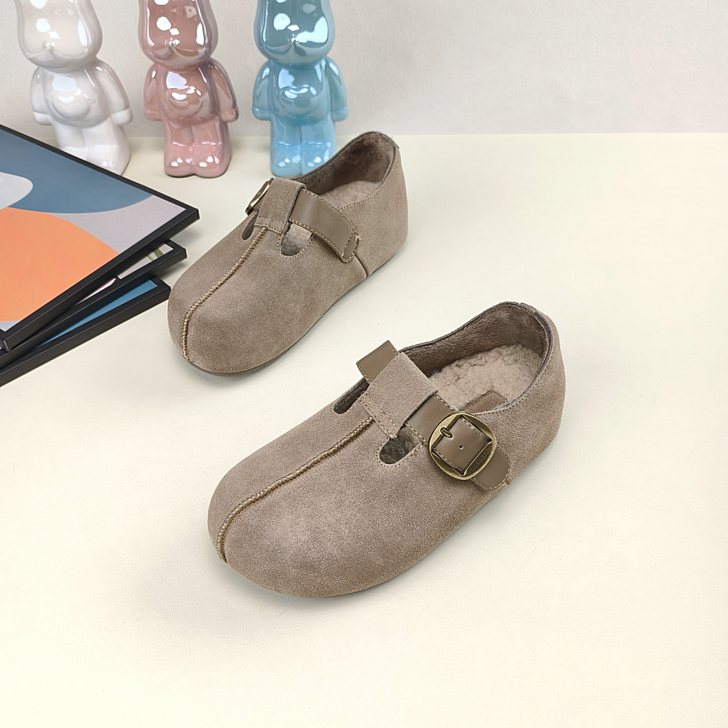 魔术贴厚底防滑保暖圆头复古棉鞋