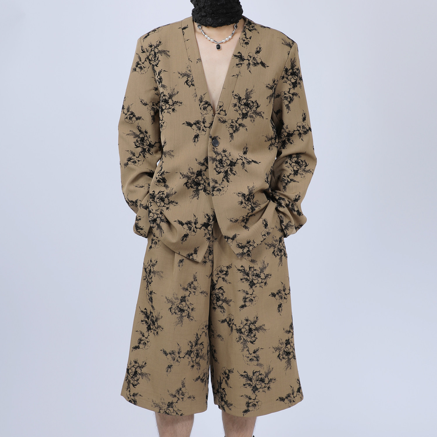 原创男装新款时尚套装复古植绒V领休闲西服外套七分裤两件套装秋,男装,时尚套装,淘宝优惠券,粉丝福利购,淘宝优惠卷