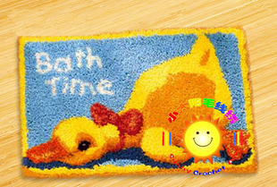 包边加底布毛线绣/段段绣/地毯绣/绒绣/钩针/坐垫 黄小鸭(2件包邮