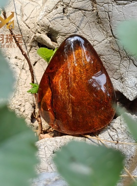 瑞典产区直供红色原皮意境吊坠天然波罗的海琥珀蜜蜡未打孔可包镶