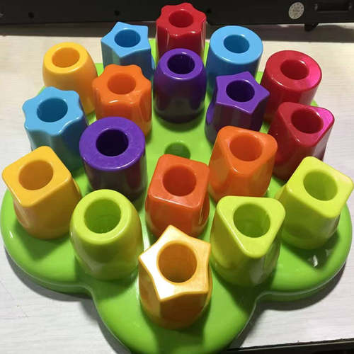 幼儿园超大号儿童塑料蘑菇钉积木拼插拼图益智类拼装玩具