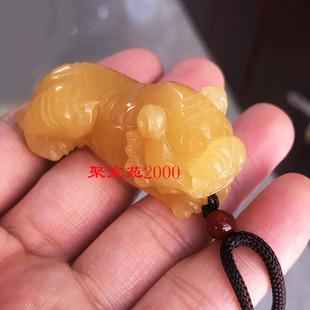 天然云南黄龙玉立体精雕生肖虎吊坠黄玉石老虎挂件玉石虎虎生虎坠