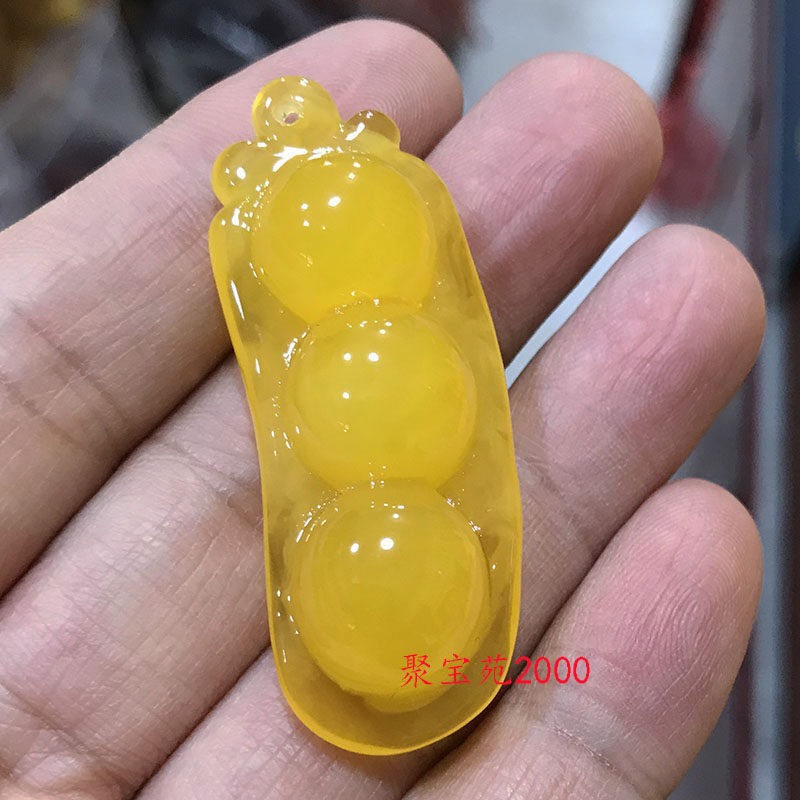 天然蜜蜡四季豆吊坠琥珀原石鸡油黄蜜福豆挂坠女儿童款平安豆挂件