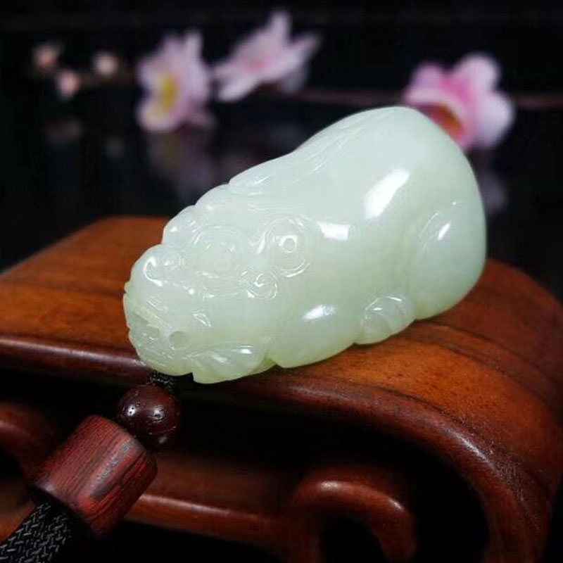 天然和田玉白玉貔貅吊坠项链男女