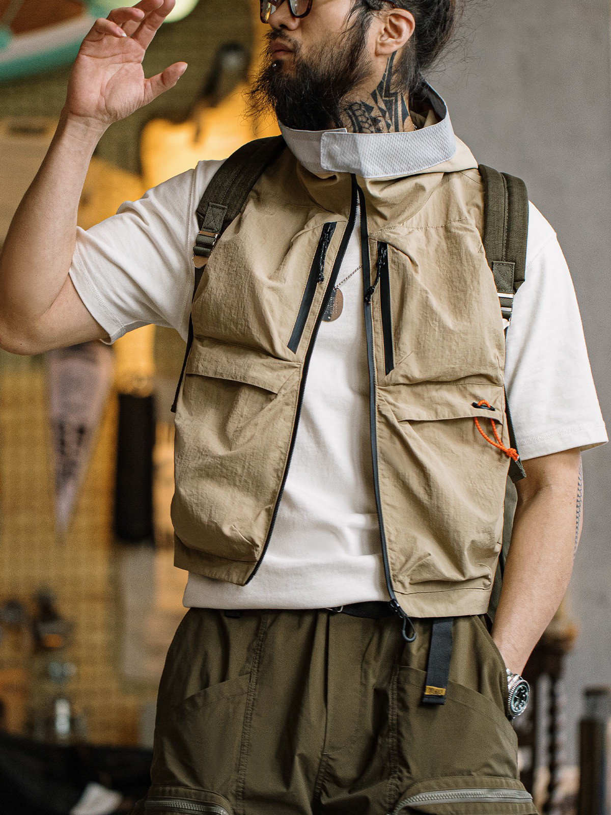 MADDEN WORKWEAR 마운틴 시리즈 남성용 기능성 멀티 포켓 후드 조끼 야외 캠핑 및 낚시 민소매 조끼 속건 조끼