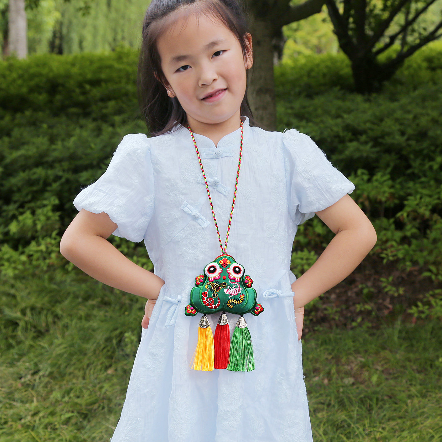 端午节香包儿童挂脖香囊庆阳青蛙五毒挂件五彩绳随身携带刺绣荷包