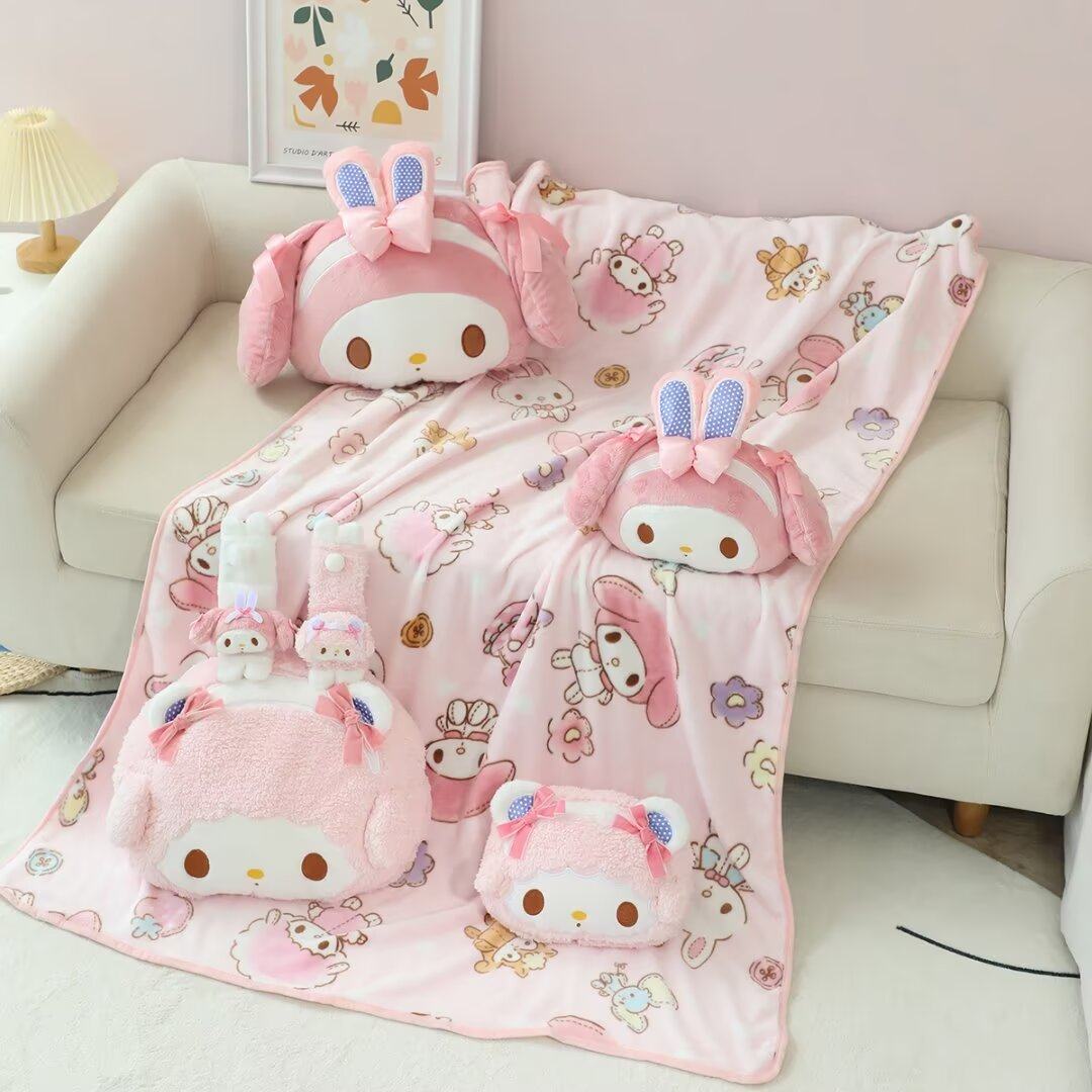 包邮日系少女心美乐蒂小羊抱枕汽车头枕安全带套车载靠垫空调毯子