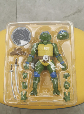 万代正版SHF忍者神龟TMNT1987版雷欧纳多达芬奇Leonardo