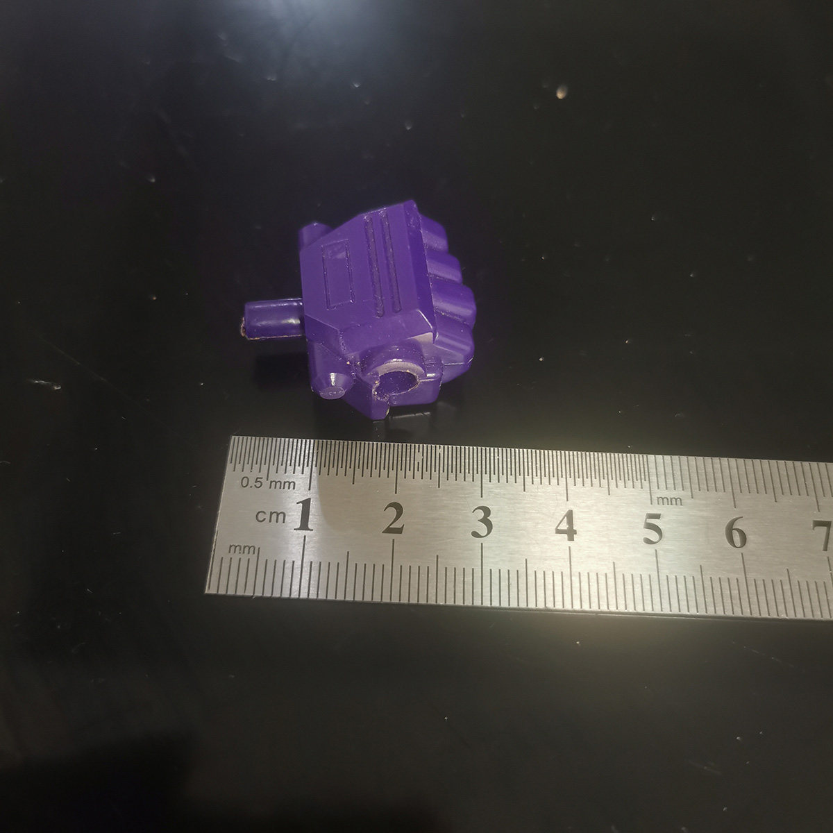 G1变形金刚飞天虎拳头