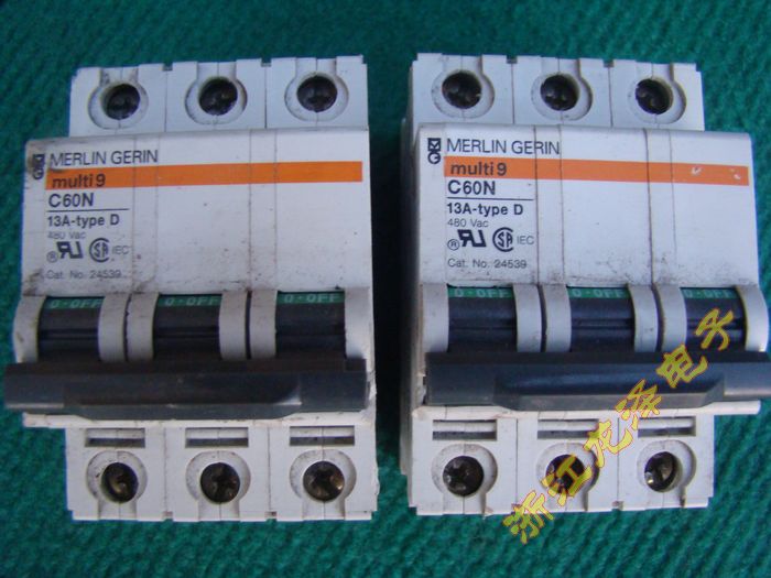 法国梅兰日兰MERLIN GERIN MULTI9 C60N 13A-TYPE D 3P 断路开关