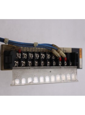 C200H-IM212/ C200HIM212 输入单元 24 V 直流/交流 16 点