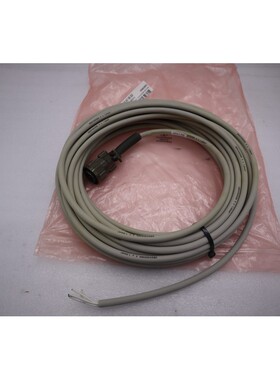 全新 ABB 3BSE018741R15 电缆 男性连接器 5 英寸 15 米库存 G712