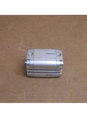 ADVU-32-30-P-A Festo Aire Neumático Compacto Cilindro ADVU3