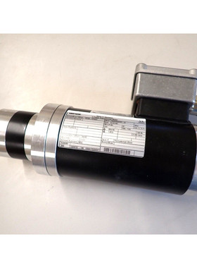 SPL62-1 GVCR-056N22 LENZE 3 相 ASYNCHRONUS 发动机 全新