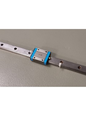 LINEAR 260mm IKO ML15 Linearführung Linearschiene Gleitschi