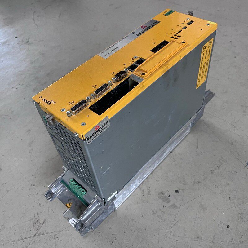 1x Baumüller b maXX BM5526-ST06-0100-0108-00-01-E80-#01 065