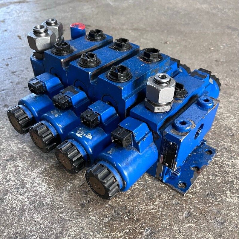 1x Rexroth SP-2956-20/4SP-08PFC21SS R901284030 Vorsteuerger?