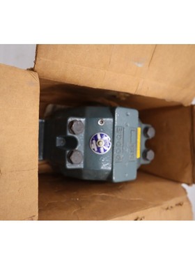 全新道奇 044003 系列 515 枕块轴承外壳库存 H721