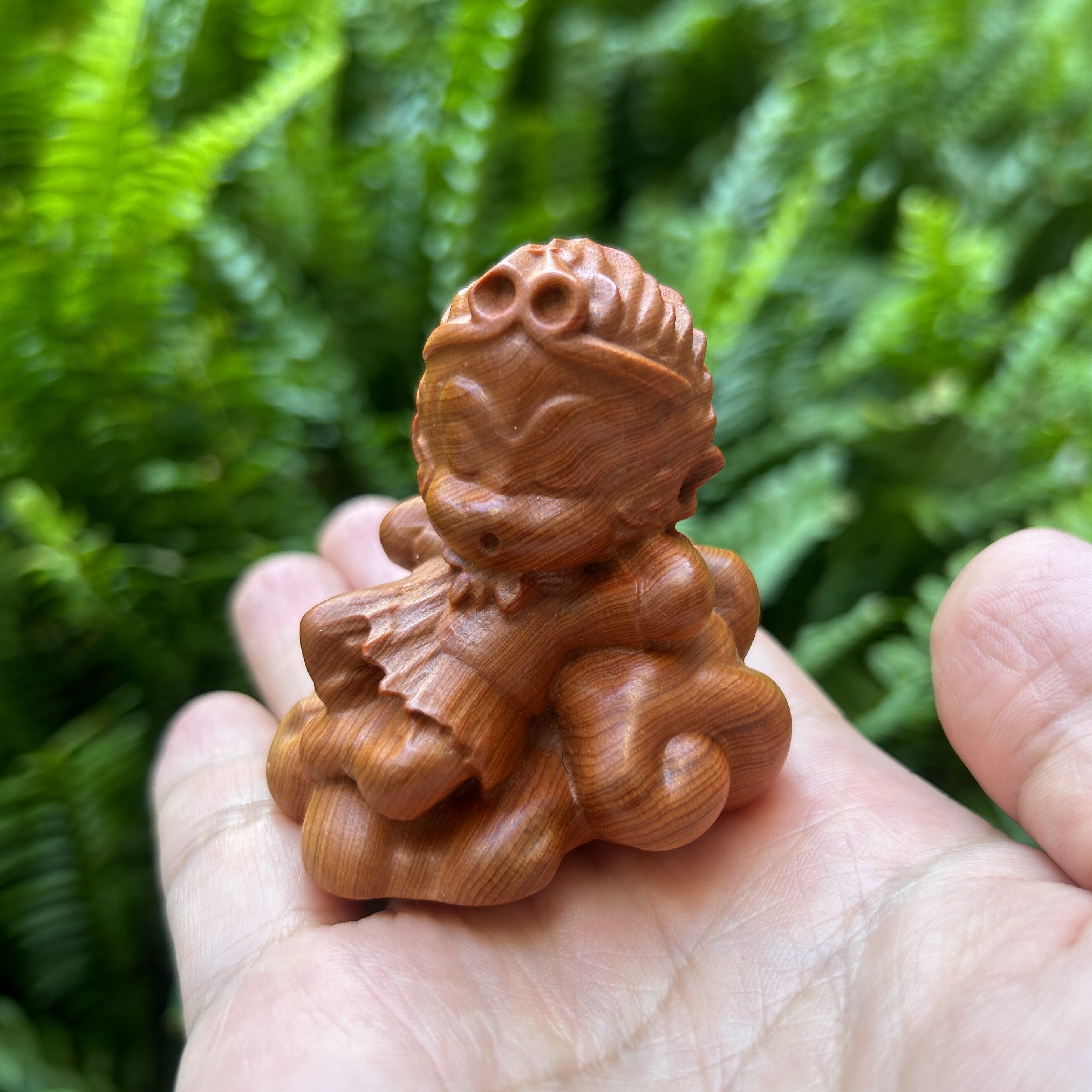 天然陈化老料崖柏木雕刻孙悟空可爱生肖猴子手把件桌面文玩小摆件
