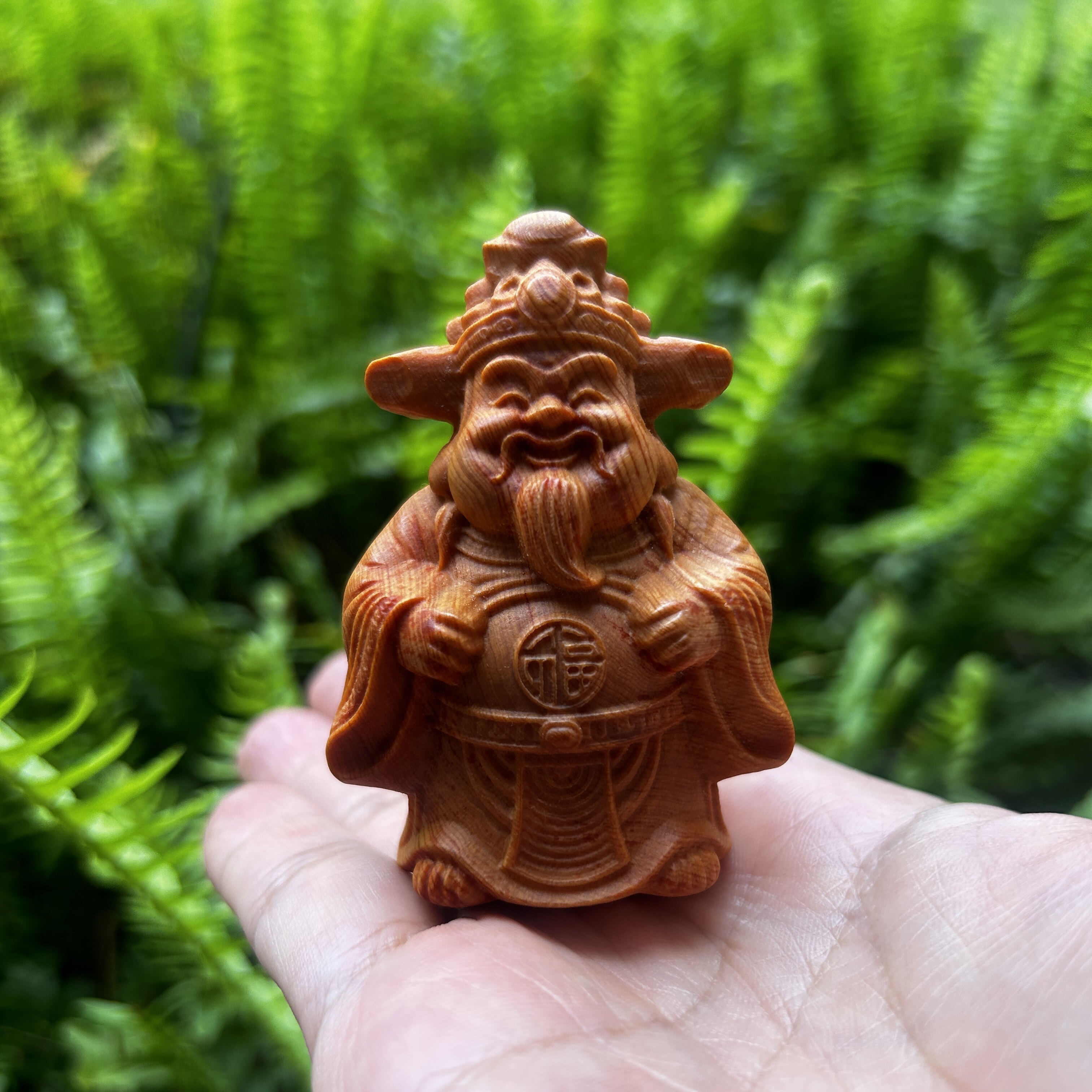 天然高油老料崖柏木雕刻可爱财神爷文玩手把件佛像创意桌面小摆件
