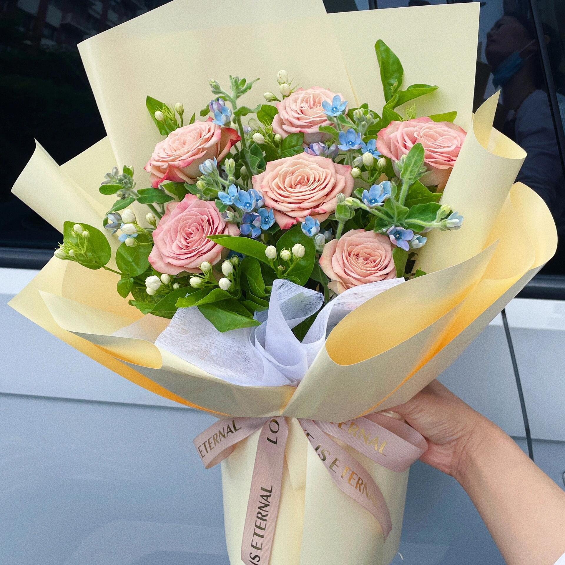 粉玫瑰花束