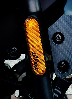 小牛车贴HF风格ILLEST贴纸nxt避震反光板随意贴创意头盔贴纸