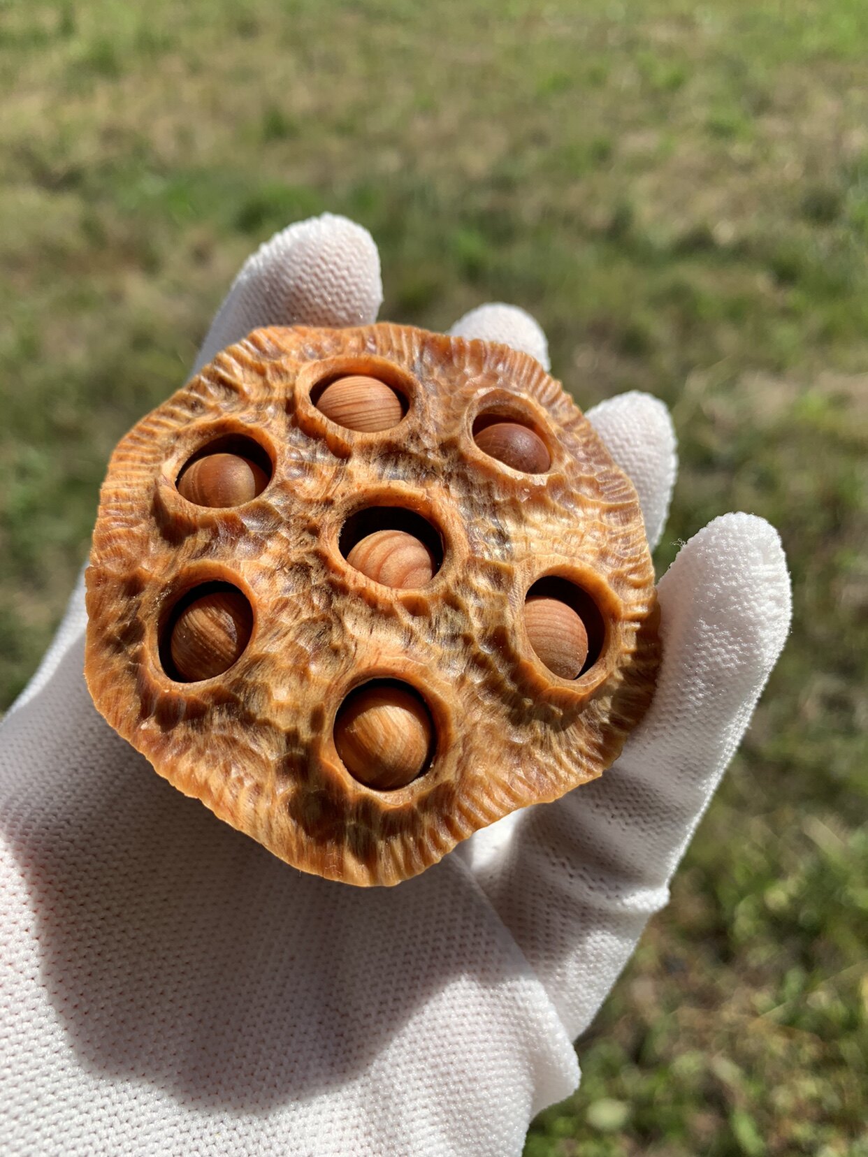 长白山琥珀木时来运转北沉香手把件实心把把壶龙头葫芦手工开盖