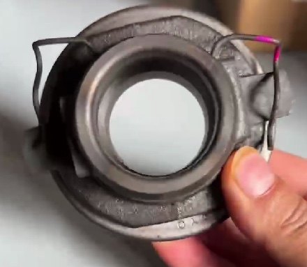 五十铃 离合器分离轴承 4JG2 进口货车配件