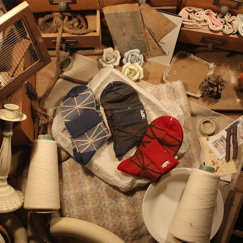 春季日系原宿风甜美刺绣卡通女薄袜 复古提花格子无骨透气棉长袜