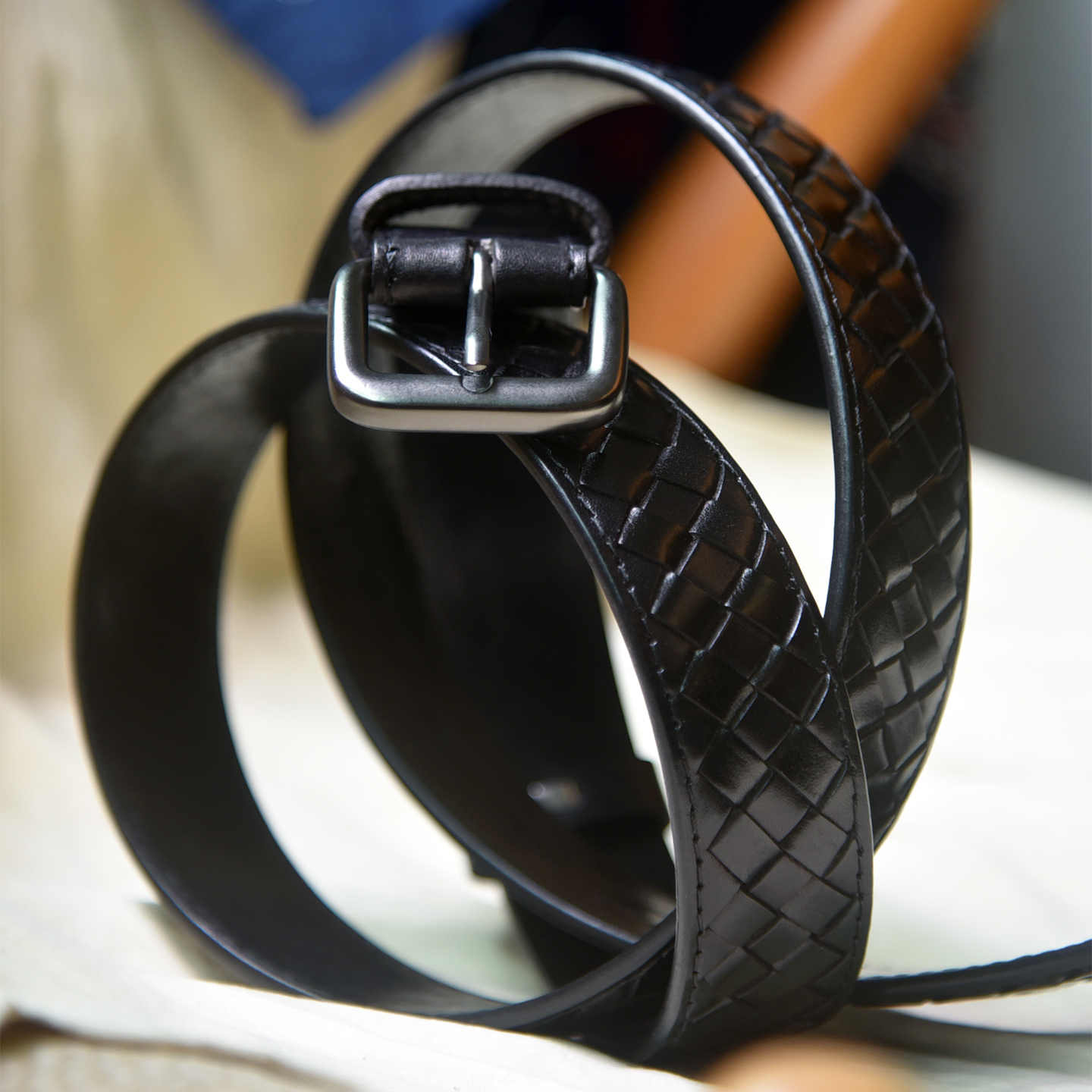 树膏牛皮编织商务休闲针扣腰带