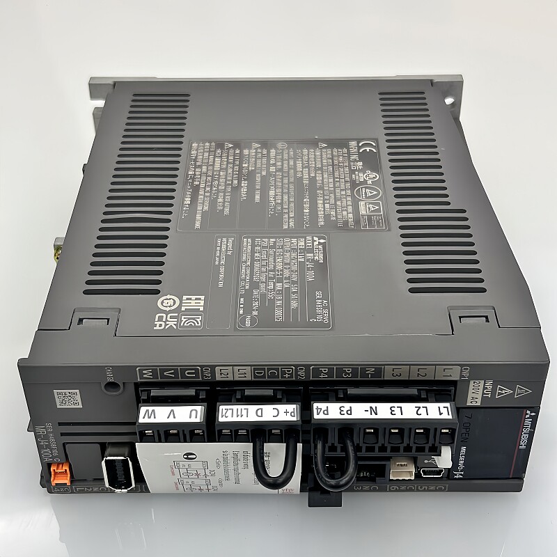 三菱伺服驱动器MR-J4-10A/20A/40A/60A/70A/100A/200A/350A