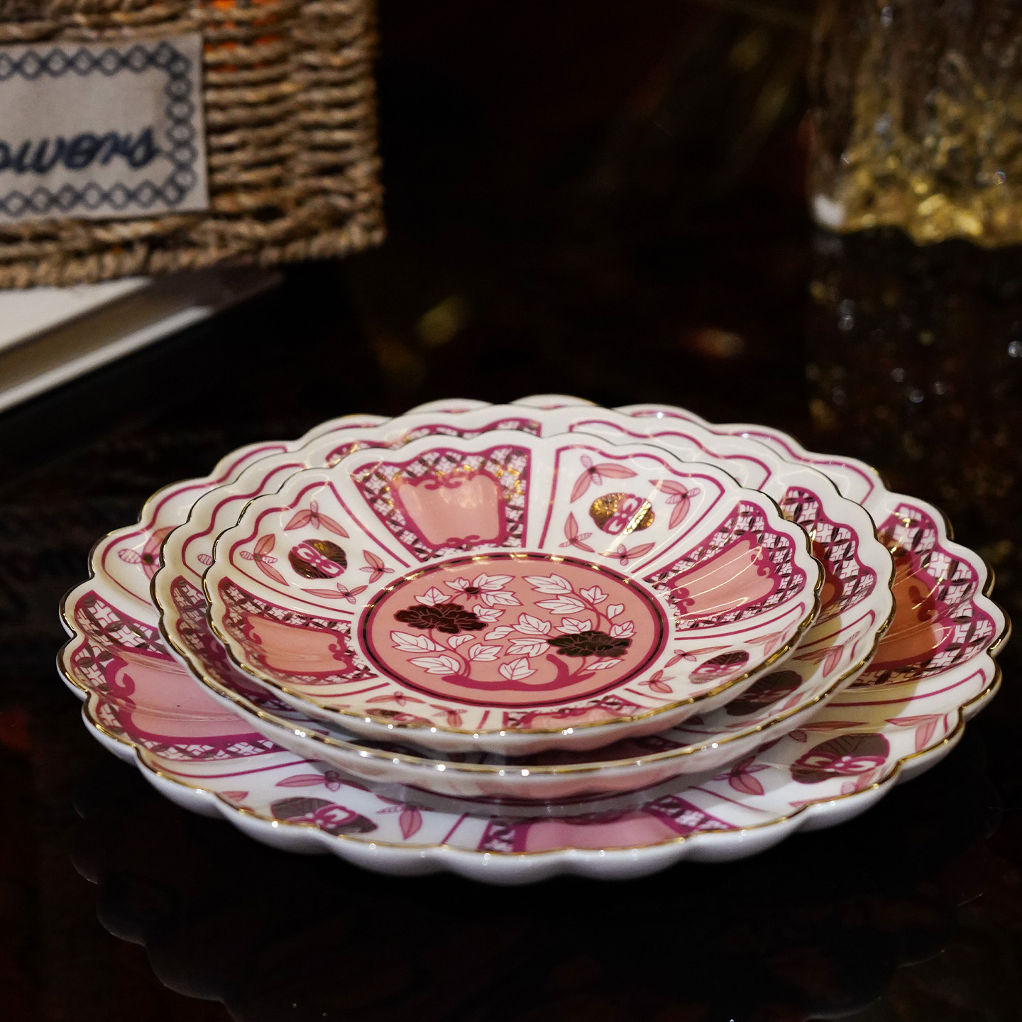 J758陶瓷盘宫廷风菜盘菜碟3个一套家居饰品装饰陶瓷摆件