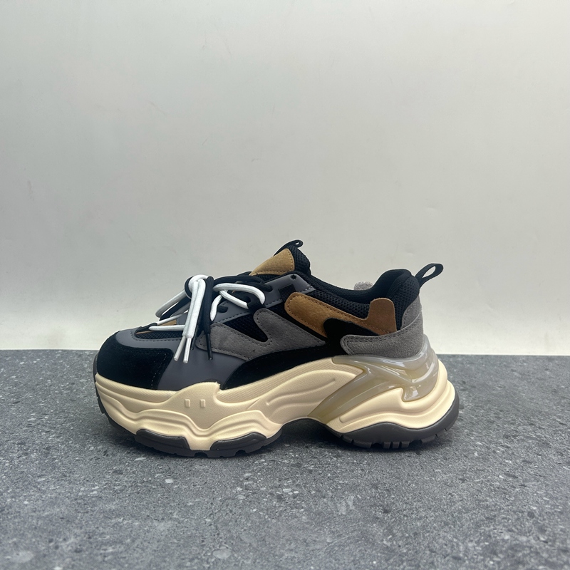 工厂断码真皮运动鞋女2025