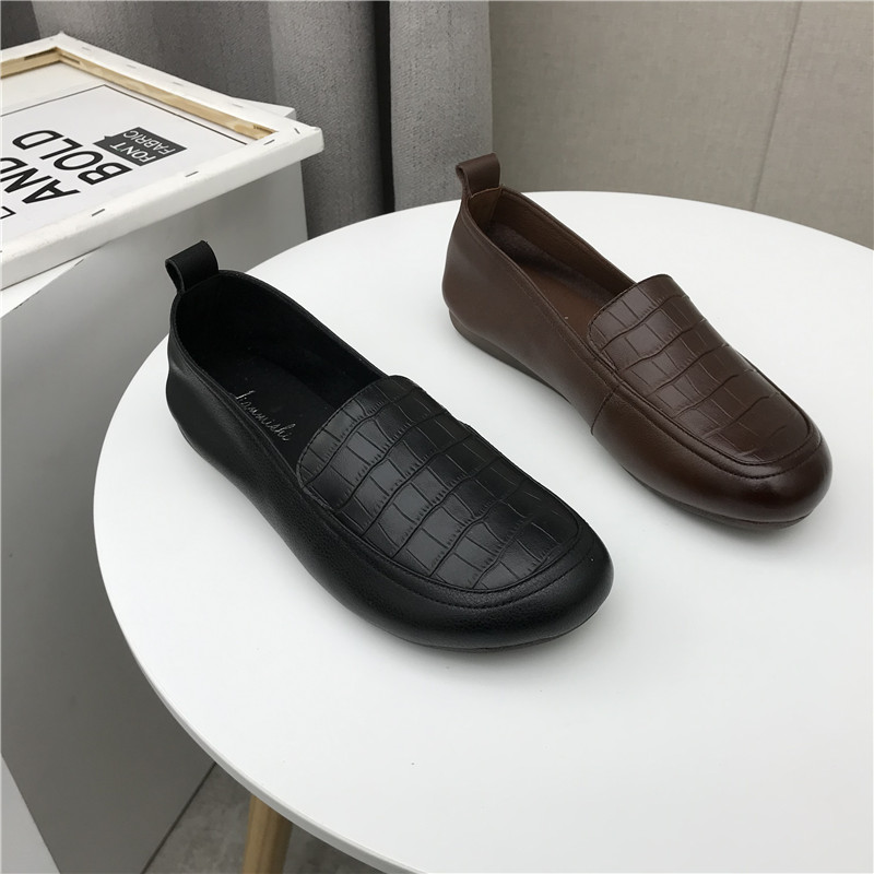 圆头舒适复古百搭软底奶奶鞋