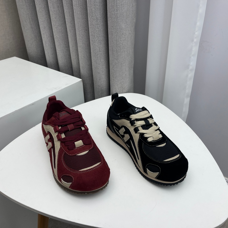 2025断码秋季真皮新款女鞋平底休闲深口时尚牛皮百搭系带女单鞋