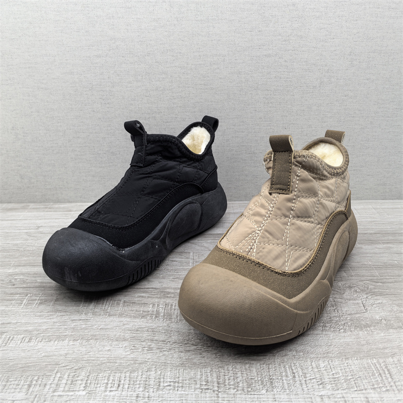 工厂2025秋冬断码亮片布女鞋雪地靴厚底休闲舒适保暖时尚套脚短靴