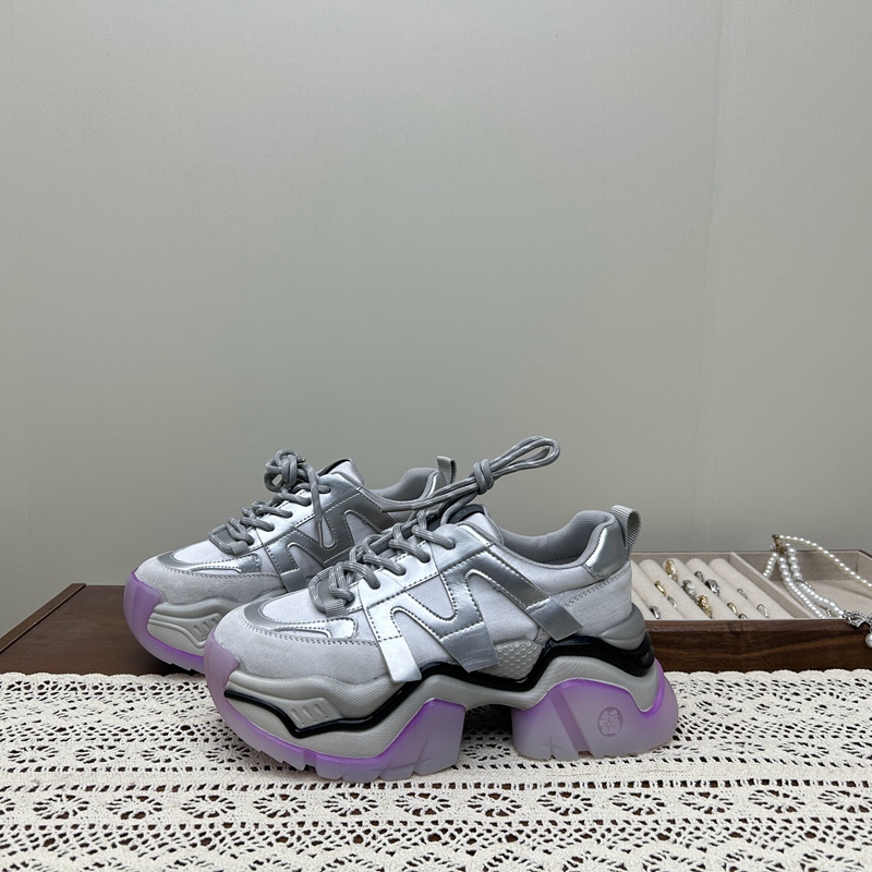 工厂断码真皮运动鞋女2025圆头春季新款老爹鞋系带厚底增高女板鞋