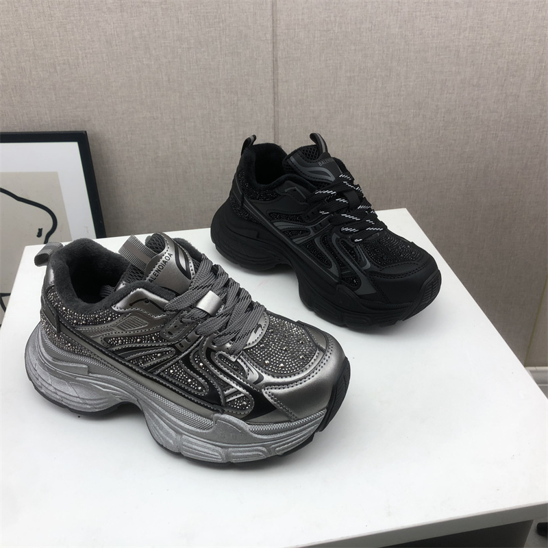 2025处理秋季断码厚底超纤女鞋圆头拼接纱网工厂系带加棉老爹鞋