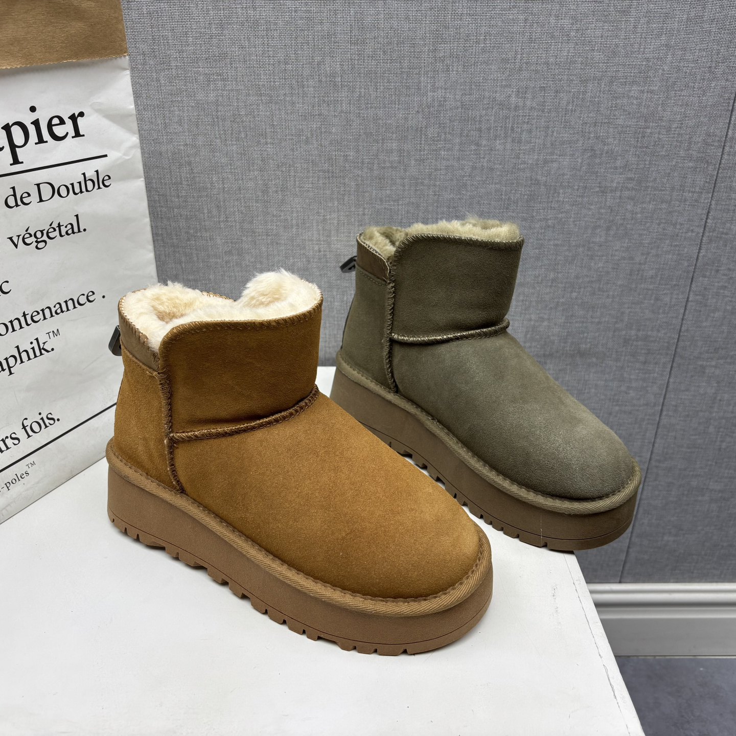 工厂2025处理冬款断码真皮女鞋雪地靴牛皮厚底套脚羊毛舒适女短靴