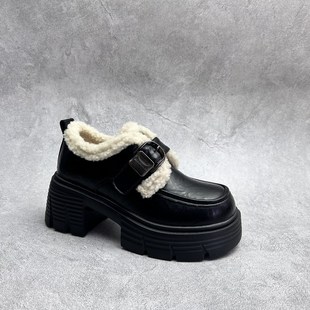 超纤粗跟休闲深口套脚舒适百搭软底加绒女棉鞋 女鞋 新款 2025秋季